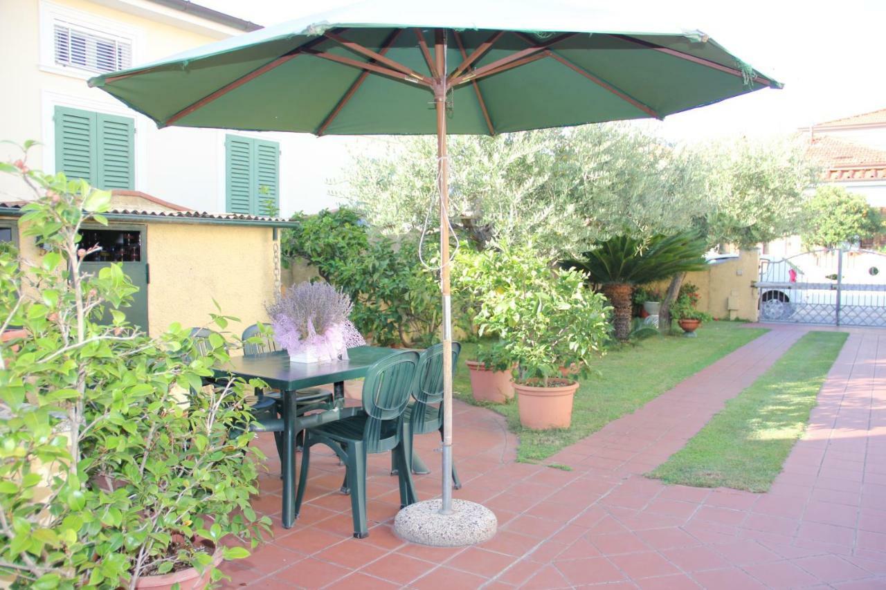 La Casina Dell'Annetta Villa Camaiore Bagian luar foto